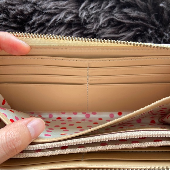 kate spade | cream full zip wallet - Picture 6 of 11